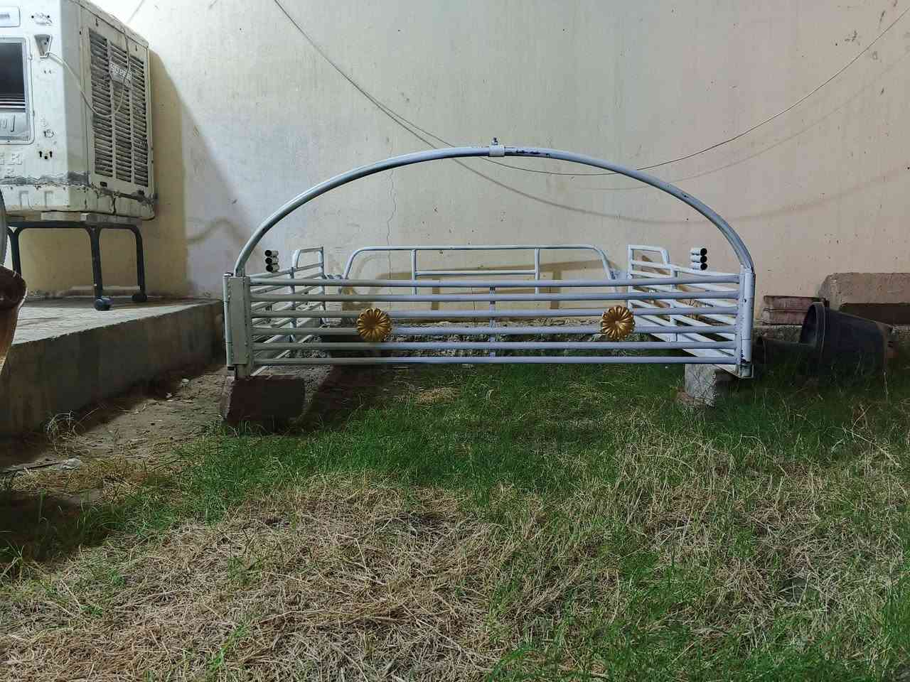 السلام عليكم البيع محجل بيكم  شبوط عقرب يرهم جادر السعر 160الف وبي مجال رقم الهاتف ***********.-*********** المكان الرمادي حي الضباط
