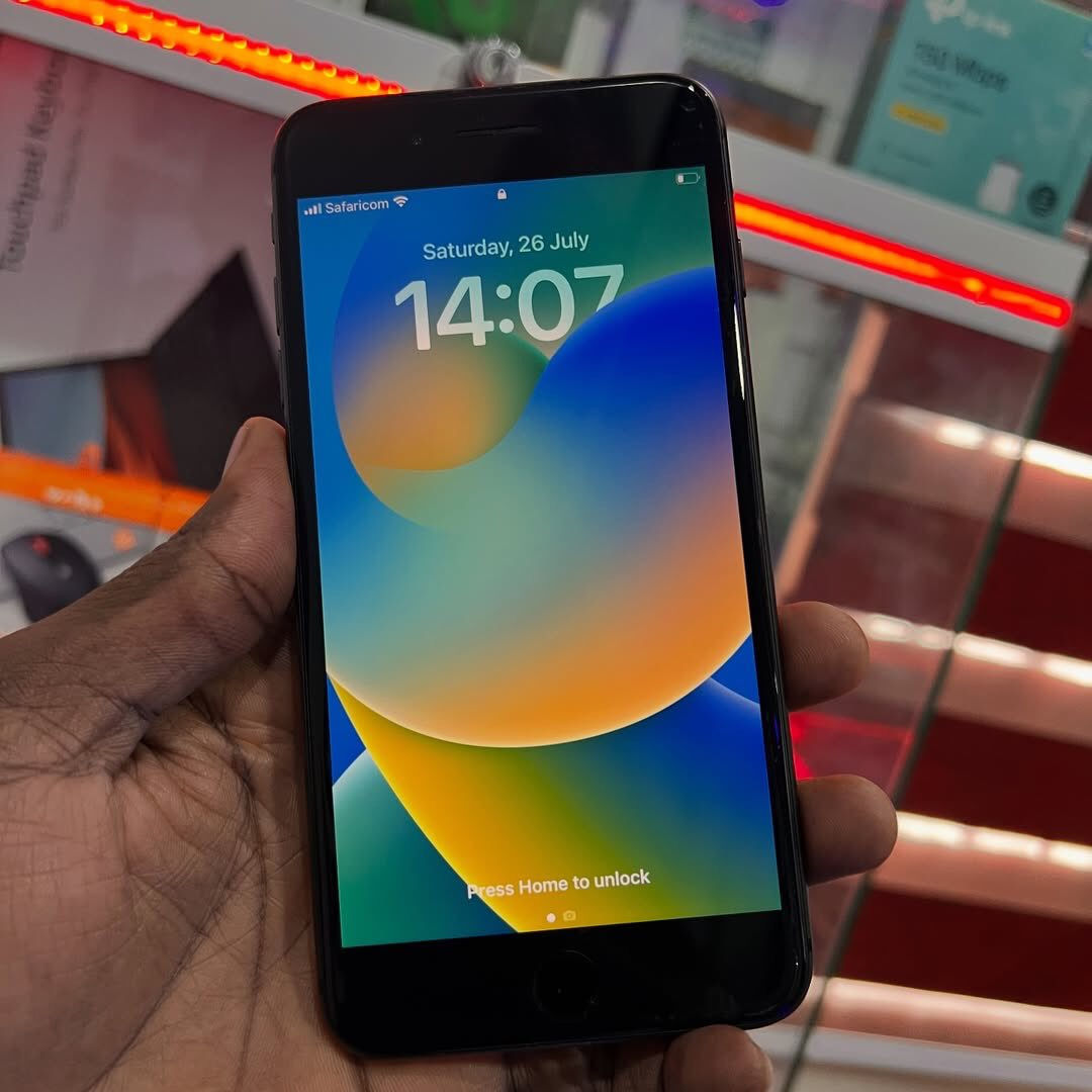 #ايفون 8 بلاص 

ذاكرة 250 
بطارية 100

الجهاز مفتوح بطارية فقط الباقي كله عل الشرط 

نضافته 99% بدون كسر نمش شخوط 

بصمة اصبع شغاله وكلشي شغال ونضيف 

#بيع او مراوس 

العنوان السماوه : سوك المسكوف 

***********  اتصال 📞 او واتساب
