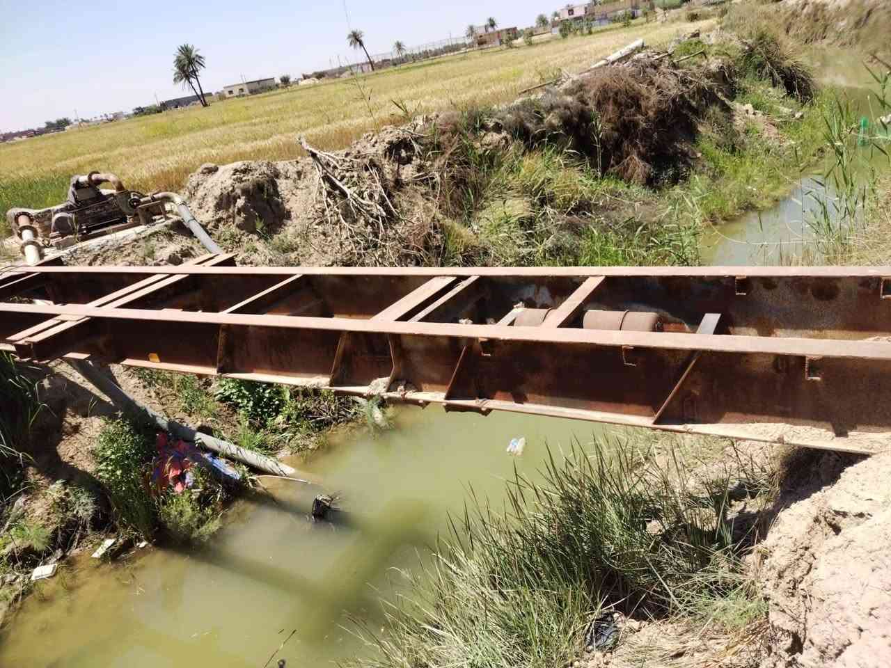 السلام عليكم جسر لبيع لاستفسار الاتصال على ***********///***********
الطول = 12 متر 
العرض =  1 متر
