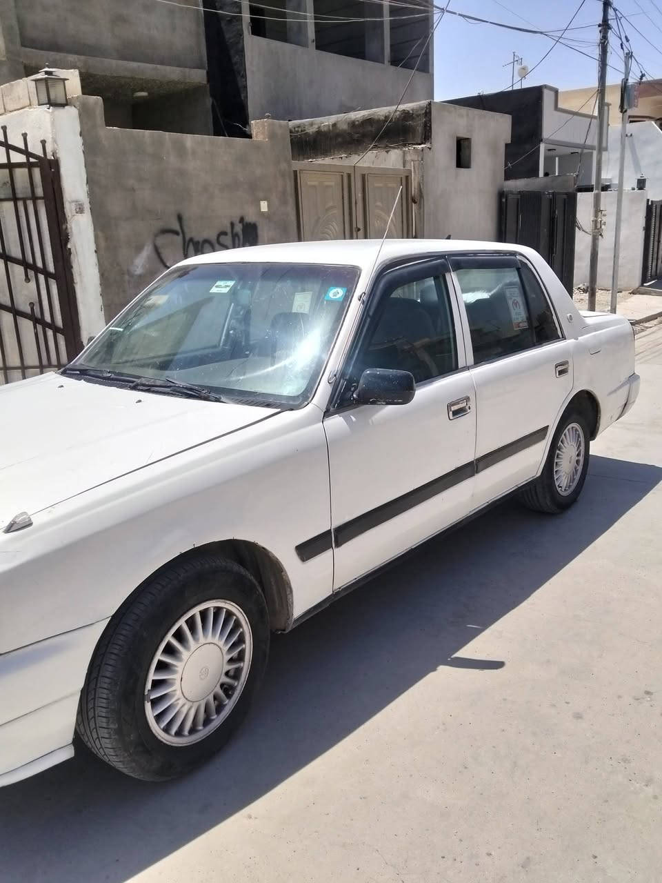 للبیع تویتا كراون مليكه موديل 1997رقم كركوك كير عادي محرك بلادي بشرط تبريد شغال تاخم تايه جديد مكان كركوك 
سعر 40 بي مجال 
رقم موبايل ***********
