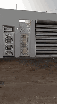 دار للإيجار حي نيسان خلف سكلة الكرعاوي يم سيطرة الشيباب قديمآ المساحه ١٠٠ متر استقبال ومطبخ وصحيات وغرفه تأسيس كامل تانكي كيزر ماطور ماء مولد شارع بي مايحتاج بس عائله زغيره ونظيفة وتلتزم بموعد تسديد الإيجار 
ايجار البيت٢٢٥ الف 
ايجار المحل ٥٠ الف
***********
