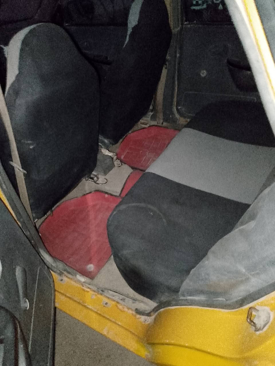 سلام عليكم سايبه مديل 14 رقم صدامي بدون راعي مكينه وكير جدد تخم تاير جديد كهربائيات  كله شغالى عوزه بس حداد نصر عمر رقنه بصره سنويه منتهيه 22 سعره 10 وبيه مجال


**إذا كنت صاحب هذا الإعلان وتريد حذفه لأي سبب، رجاءا أرسل رسالة إلى الدعم الفني**