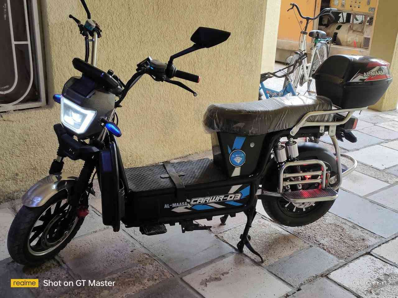 ماطور جبلي نضيف بطاريات جدد كله تقره 11
الماطور نضيف مابي اي عيب بصمه تشغيل عن بعد قفل و الماطور نشط ونضيف ما بنذب عليه الف واحد 
سعره 600 الف
التواصل خاص واتساب او اتصال ***********
