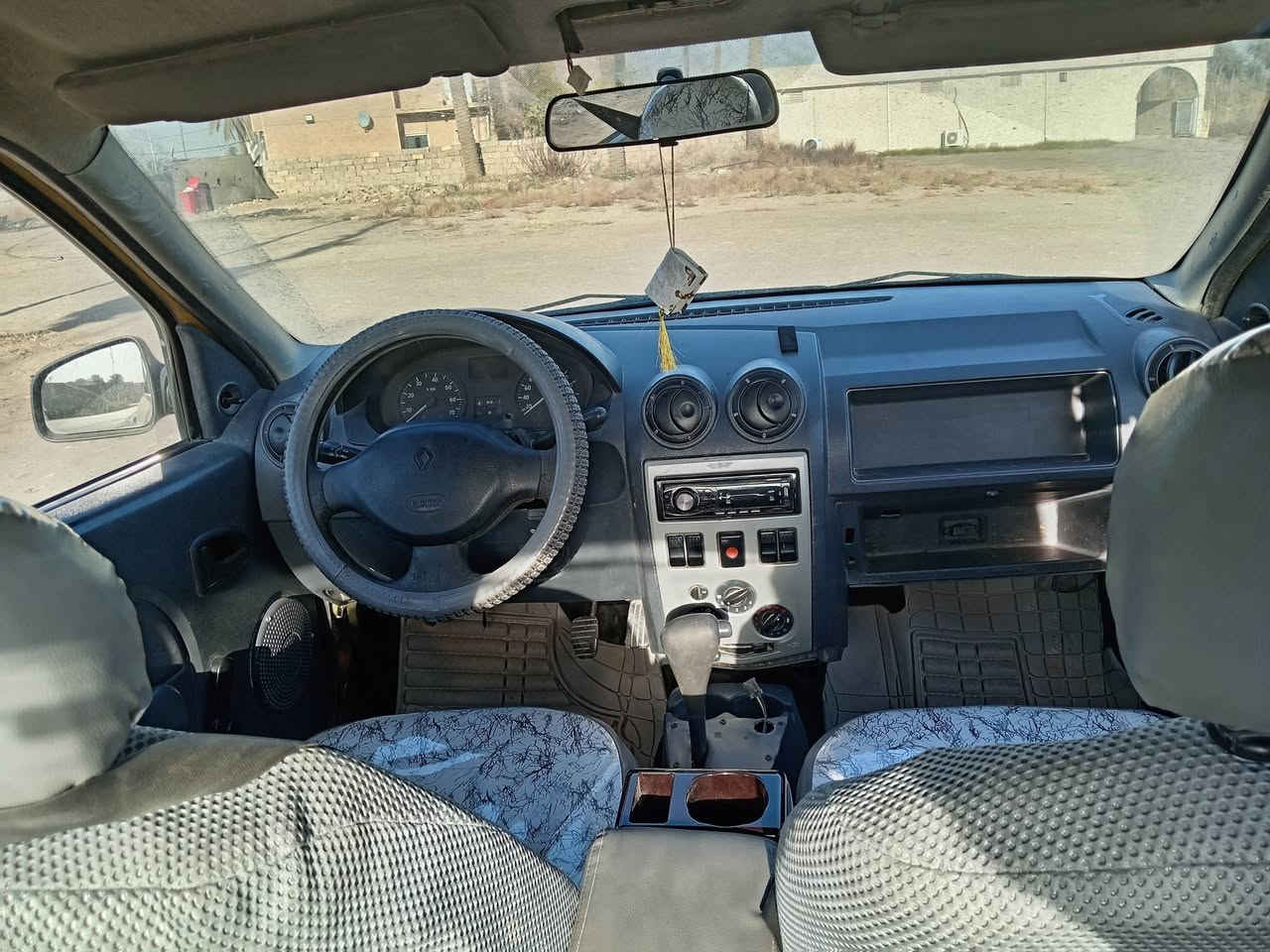 سلام عليكم للبيع سياره رينو لوكان مودين 2009
سياره محور كير ومكينه كورله بيكاتشو 2NZ 

سياره بيه نقص تايرات وعقل نمره رابعه متجي

نقص كمبريسر كهربائي تدفئه شغاله سياره رقم

بغداد جديد سنويه لل2030 سعر45 ورقه بيها مجال
تحويل ثاني يوم مصفره غرامات وهيئه

خير من الله مكان بغداد الدوره استفسار اكثر

هاتف ***********
