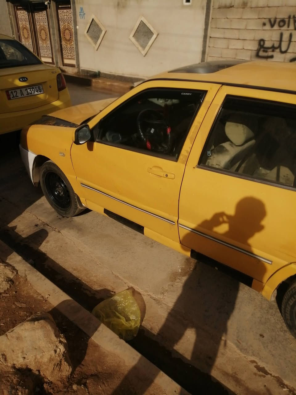 سلام عليكم للبيع كوين 2011 رقم نينوى الماني شرط التحويل هيئه غرمات عل مشتري سياره جاهزه  تايرات جدد داخل جديد ومغلف  كلو جديد سياره جديده مكينه بيها بداية صرف كير شرط نظيف السعر 15 مكاني الايمن رقم *********** مراوس هم
