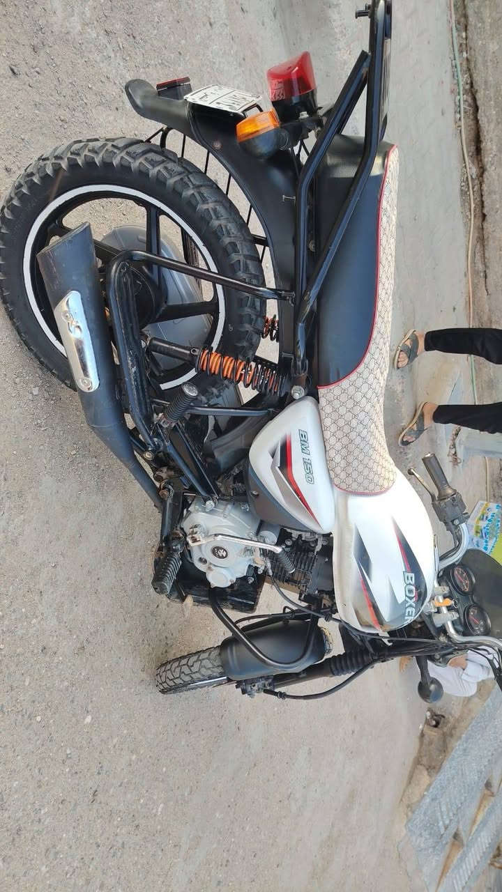 بوكسر  للبيع رقم مديل 2023


**إذا كنت صاحب هذا الإعلان وتريد حذفه لأي سبب، رجاءا أرسل رسالة إلى الدعم الفني**