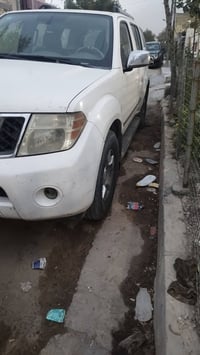 للبيع باتفندرموديل 2008فتحه ثلاث قطع تبريدمحرك كيرنعمه من الله السياره...