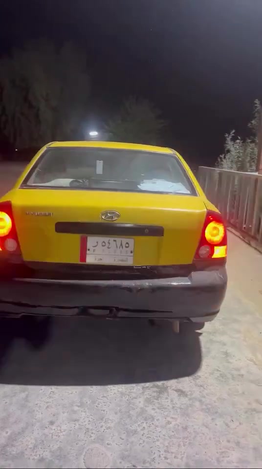 للبيع اكسنت فيرنا موديل 2003 سياره حلوه بيه خياسات بسيطه وياهه 4 باب تاخذهن وياهه زينات  تشدهن عوزه ترتيبات  وبيه كيره طابك ع نمره 3 السعر 25 
***********
