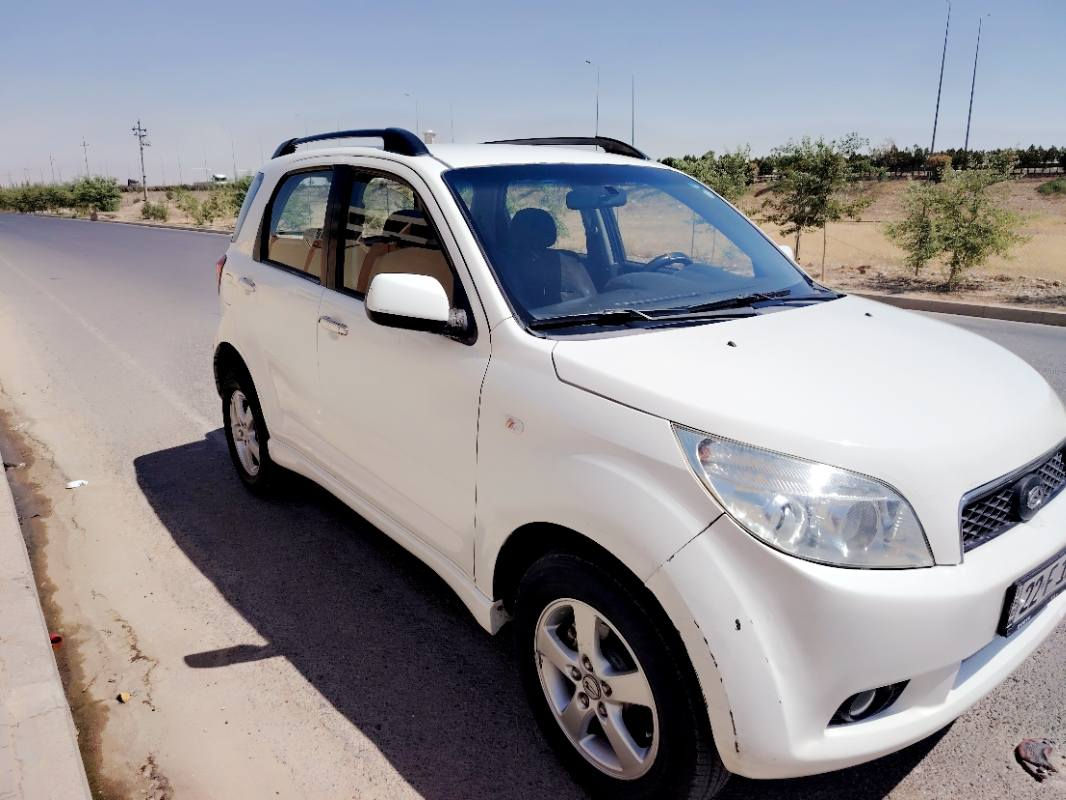 سيارةكي خاوينة يةك دةركاي بؤياغة بئ ناوكرتن كيرتؤماتيكة بئ كيشة مةكينة وكيرو تةبريدهةمووي بةشةرتة*********** أربيل, العراق
