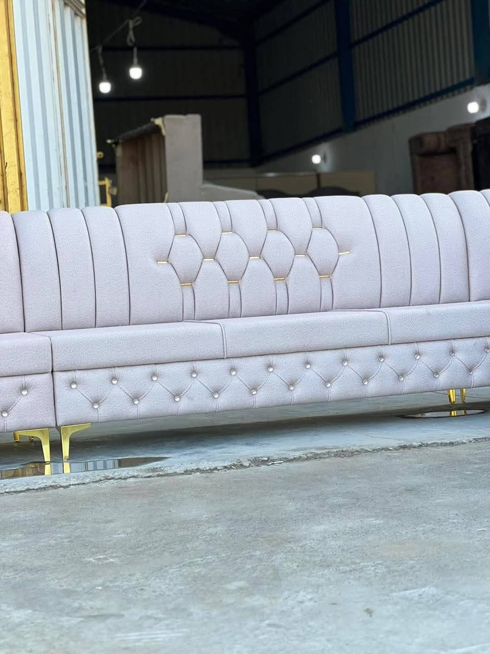 معمل ومعرض نجارة الفاضليه 
لعمل جميع انواع الدواوين وغرف النوم 
خشب بلوك روسي 18 ملم 
قماش مبطن 
اسفنج 10 سم 
للاستفسار الاتصال 
***********
