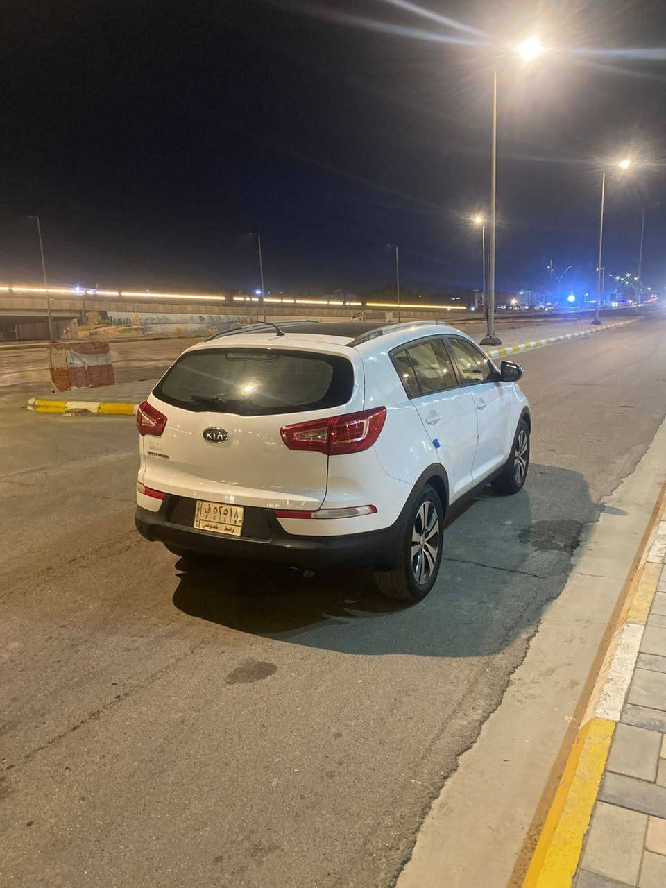السلام عليكم ورحمة الله
كيا سبورتج موديل 2012 خليجي  رقم واسط 

بنوراما 

تعديل بارد بسيط جدا والباقي كفاله 
للعلم البنيد بي جراد وتم تبديله بدون حادث
السعر 127 

مكاني بالكوت للتواصل 

***********
