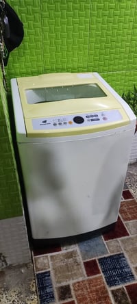 عندي غساله سامسونج 12 كيلو اعتقد وجبه اولى حتى مااعرف اشغله مكاني مدين...