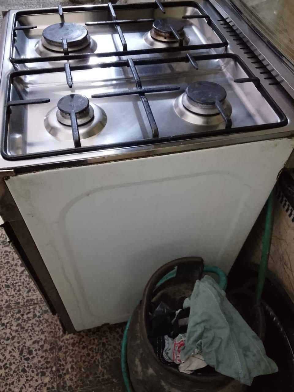 السلام عليكم عندي طباخ مستعمل للبيع السعر خاص


**إذا كنت صاحب هذا الإعلان وتريد حذفه لأي سبب، رجاءا أرسل رسالة إلى الدعم الفني**