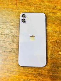 البيع ايفون 11 جهاز شغال 100 ‎%‎ مبدل شاشه وبطاريه وكاله كله شغال سعره...