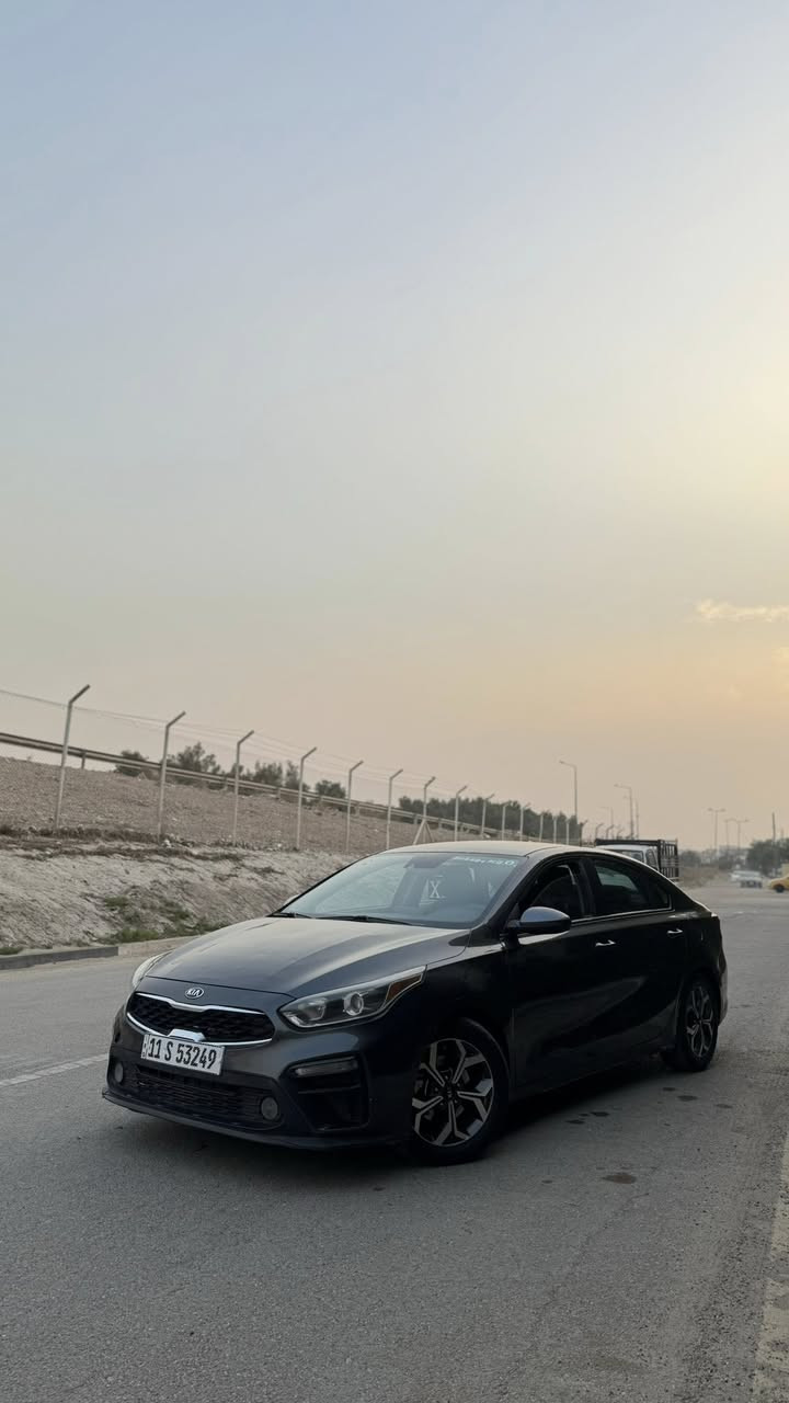 السلام عليكم

كيا فورتي 2021 ضررها قطعه وحده صبغ فقط البنيد بدون دواخل نص مواصفات السياره مواصفاتها معروفه ميحتاج نحجي عليها رقمها بغداد الدولي ب اسمي تحويل ثاني يوم وماشيه 48 الف فقط مكانها بغداد الدوره استفسار اكثر : ***********
