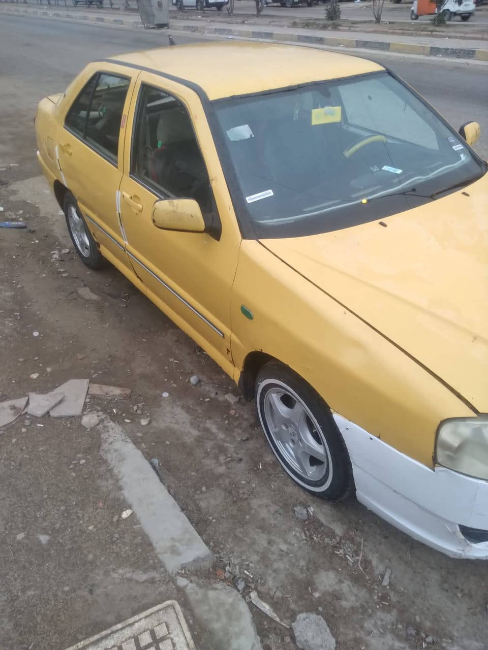 سياره سمند للبيع 2009 السعر 15 سياره جاهزه اي نقص مابيه الشراي اتصال على هذا ***********
