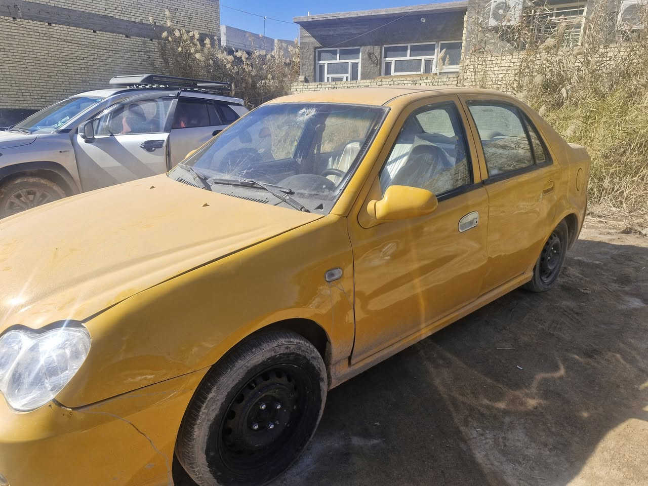 جيلي سي كي ٢٠١٢ 
مصبوغه كامل 
راعيه بكربلاء يريد تحويل 
ابيع برميل 
السعر ٢٥ 
***********
