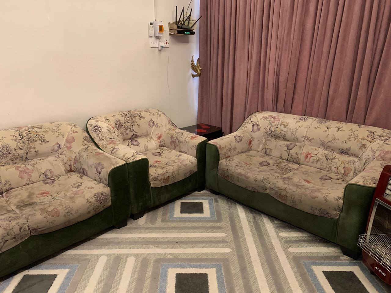 تخم ٧مقعدوميزوكراسي للبيع وجربايه طفل


**إذا كنت صاحب هذا الإعلان وتريد حذفه لأي سبب، رجاءا أرسل رسالة إلى الدعم الفني**