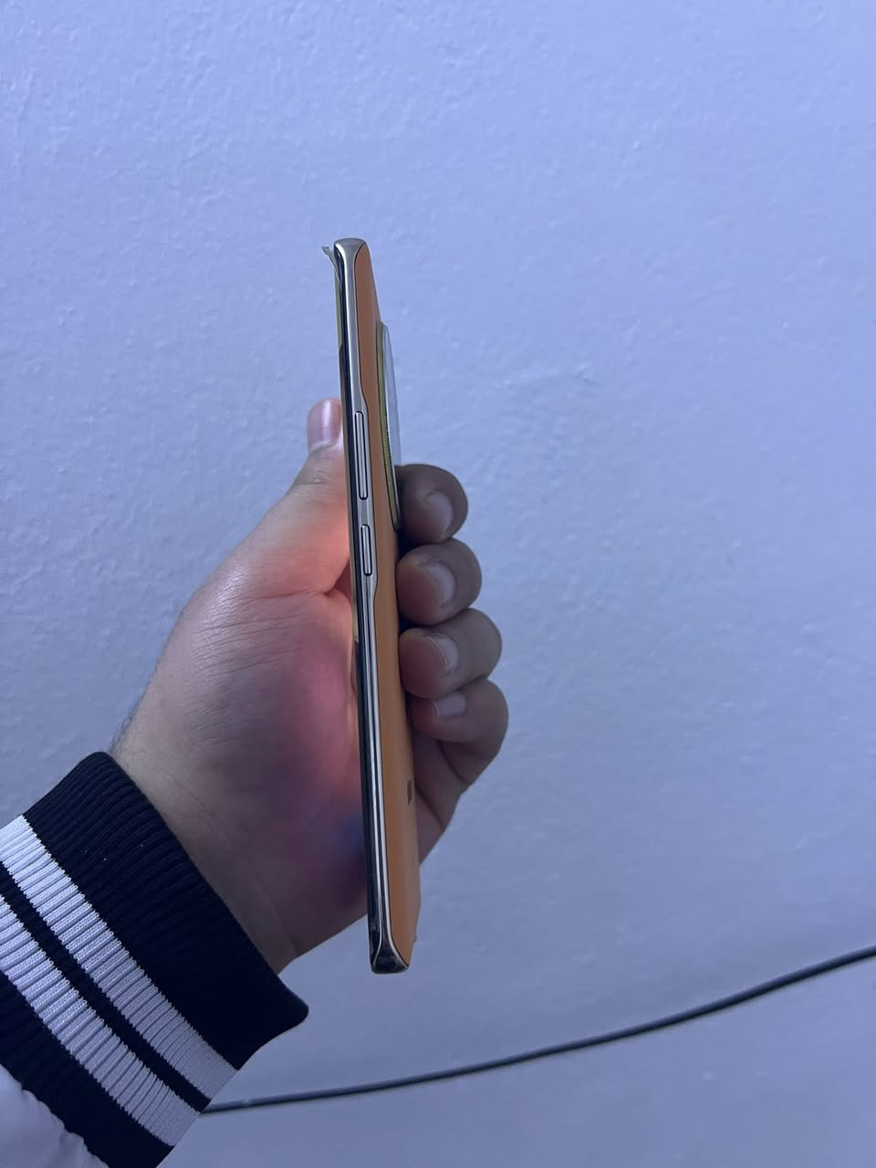 سلام عليكم هونر x9c للبيع
جهاز نضيف اخو الجديد 
الشاشة6.78 بوصة - 120 هرتز - AMOLED
ذاكره 256
رام 12
البطارية والشحن السريع6600 مللي أمبير - 66 واط
الكاميرا108 + 5 ميجابكسل
اغراضو كامله 
سعر 300بي مجال قليل


**إذا كنت صاحب هذا الإعلان وتريد حذفه لأي سبب، رجاءا أرسل رسالة إلى الدعم الفني**