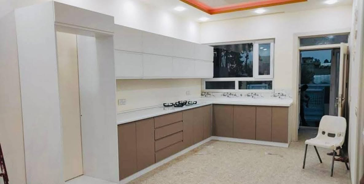 شركة سدره المنتهى المطابخ التركيه والحديثه نشتغل تفصال حسب طلب الزبون بسعار جداً  مناسبة شغل درجه ولى خشب تركي أصلي وبيه ضمان خمس سنوات ما عليك بس تختار موديل ولون والباقي علينه 4ايام وتستلمه الشد والتوصيل مجاني وضاءه هديه للحجز والستفسار واتساب ودللو ***********
