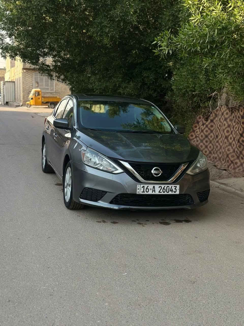 السلام عليكم
نيسان سنترا ٢٠١٧ sv 

فول مواصفات 

فتحه بصمه ابواب +صندوگ بصمه تشغيل 

ثلاث انضمه قياده eco+Normal+sport

تحكمات ستيرن 

كروز سرعه 

تبريد ثلج 

كير مكينه مكفولات شرط

حداديه امامي خلفي جديد 

تخم تاير 

دعاميه خلفيه صبغ فقط الباقي مكفول سونار مرفق مع الصور

رقم دولي باسمي شخصيا وين ميعجبك تحول باي مرور 

السعر ٩٨ وبيه مجال 
مكان السياره بغداد ابي غريب 

الخاص مفتوح او الاتصال على الرقم 

***********

