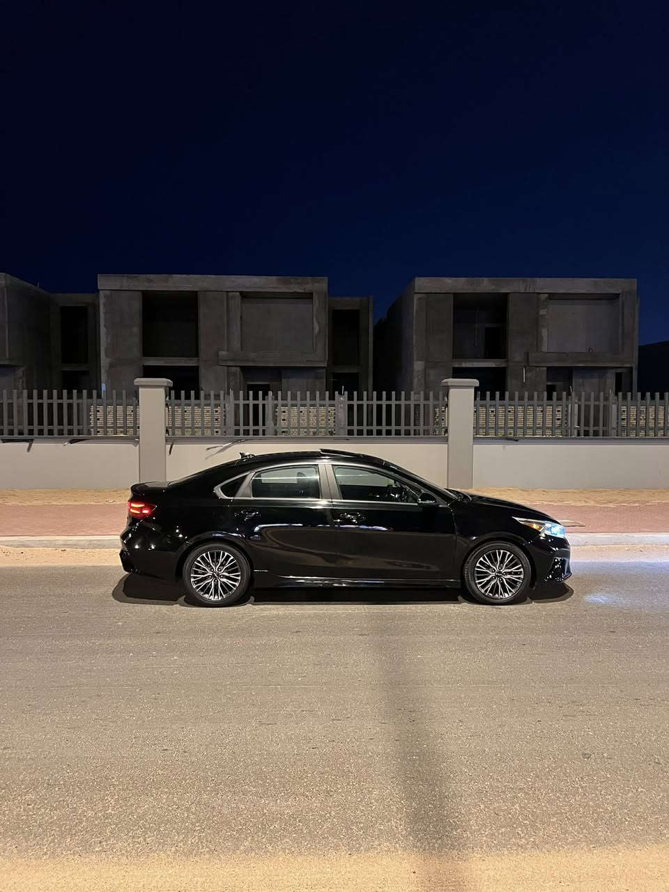 Kia
كيا فورتي مديل 2022 ماشيه 19 الف فقط جديده
فئه Gt line 
السياره فول مواصفات 1/1 اعلى مواصفات بالفورتي vip
مكينتها 2000 دوش فتحه بصمه تشغيل عن بعد شحن لاسلكي رادرات 360 درجه تحديد مسار قياده ذاتيه مثبت سرعه كشنات جلد مختمات Gt line مع تبريد وتدفئه بالكشنات وتحكم كهرباء تبريد امامي خلفي شاشه كبيره كامره مود درايف 3 انظمه قياده lid امامي خلفي مع لايت زنون وكشاف زنون دركه حرف D مختومه Gt line  ويلكب حجم 17 رياضي وبعد بيها هواي مواصفات

السياره حادثها جاملغ وبنيد 
رقم بصره معوقين 
السعر 138 وبيها مجال بسيط
للاستفسار ***********
