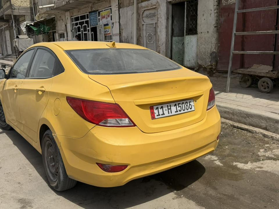 اكسنت للبيع رقم شاصية يمك بغداد باسمي تحويل ثاني يوم 
السعر ٨٥ مكينة ١٦٠٠ 
بغداد مدينة الصدر
***********
