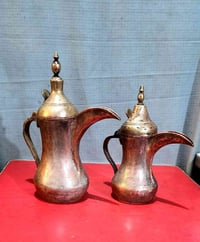 دلال نحاس • عدد ٢ • قديم بغدادي