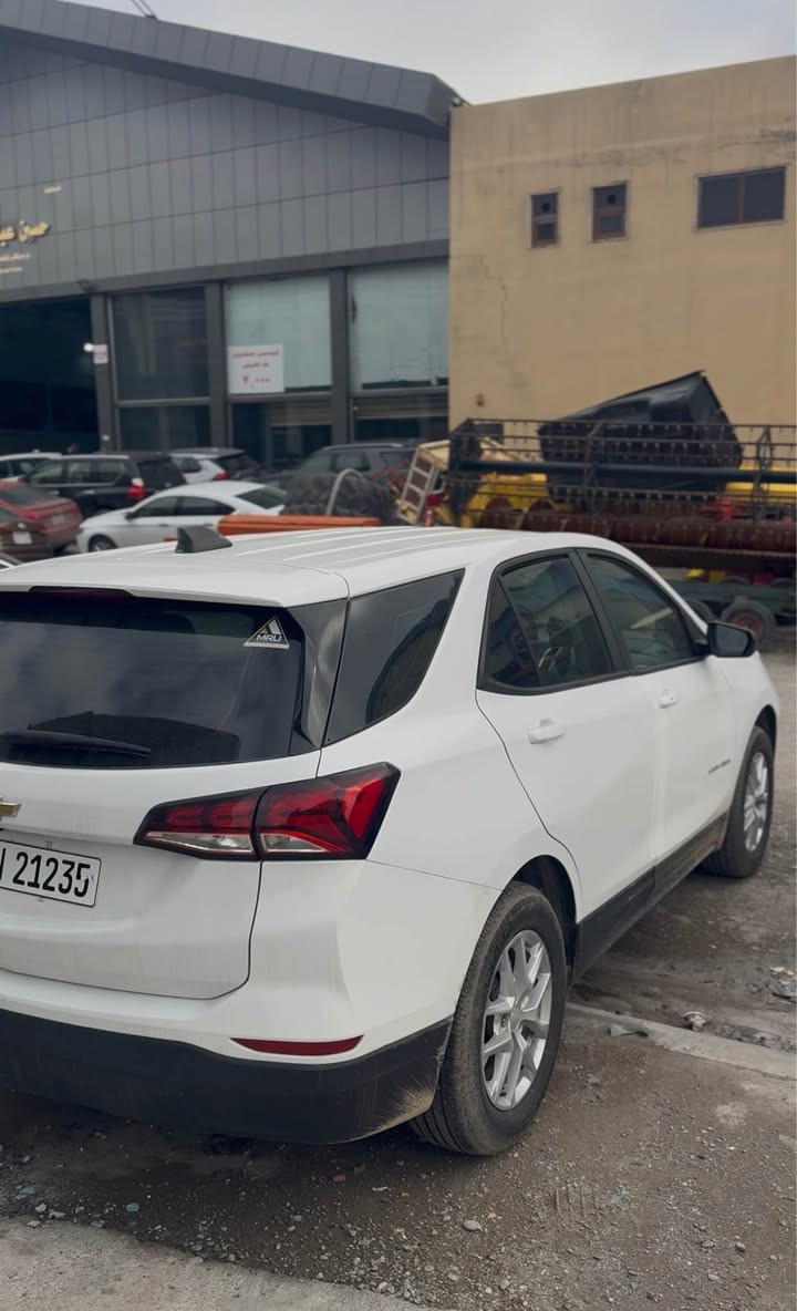 سياره كدام و خلفي كبس
*********** اكر, نينوى
