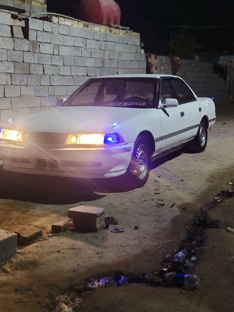 سلام عليكم مارك عضم
موديل 1992رقم دياله نكليزي 

مداور ثاني يوم سنويه اله29 

مكينه او كير ونجي 6 سلندر

كهربايات كلهه شغاله 

مصبوغه جماله سياره كفاله من الكص او نقل چثه او من الضربه القويه 

مكان نجف كوفه شارع المعمل  

سعر 38 او بيهه مجال 

***********
