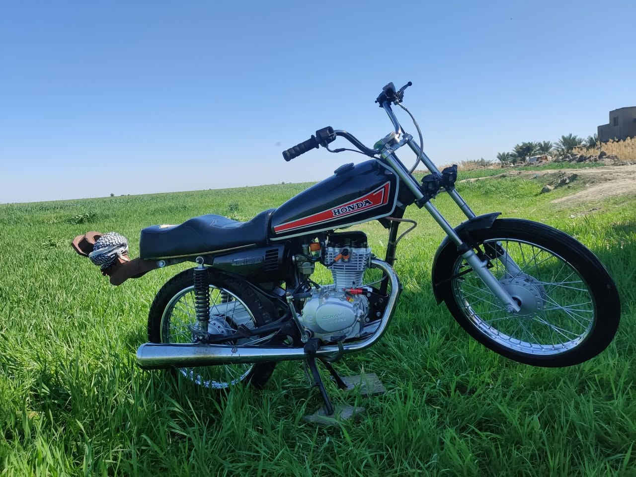 السلام عليكم دراجه للبيع مديل 2025 
باقي التفاصيل عل رقم 
‏‪0780 499 5020‬‏
ما متواجد فيس
