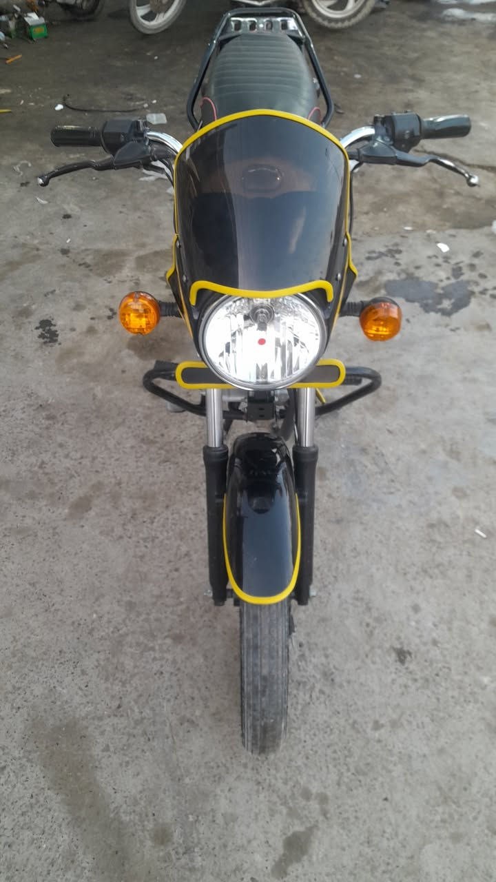 موديل 22 رقم ديالى انكليزي تحويل شوكت ميعجبك دراجه استخدام شخصي ومابدل بيها كلشي ولامفتوح برغي  مكينه بلاد لاكلبه ولاجفيه دراجه عدله وبرغي مابيها نقص السعر 1750 مكان الدراجه ديالى بعقوبه الهويدر ***********
