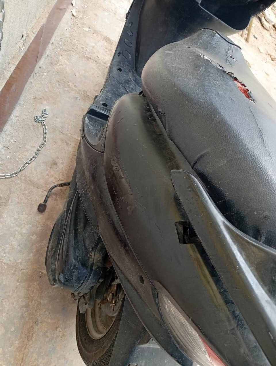 كامكو في تو كهربائية كل شغال اشاير ورباعيه كيلو متر كيج بانزين لايت عالي ناصي بريك امامي وخلفي جنطه قفل كله شغاله مكينه مفتوحه مراوس ماجسته دبل رون  من الناصريه رقم  بي واتساب ***********
