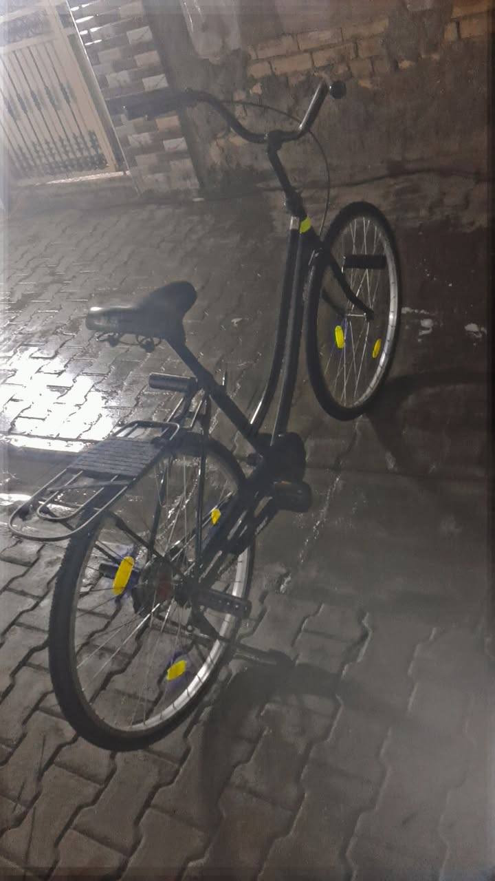 بايسكل للبيع حجم٢٦ موديل٢٠١٩ اوف ويج سعر ١١٠ وبي مجال مكان الشعله شارع محمد الصافي رقمي ***********
