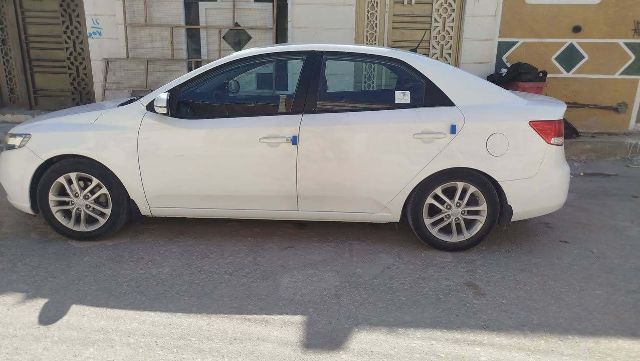 كيا سيراتو للبيع محرك 1600
دوش سونارها  وياها  صبغ بدون دواخل قطعتين  مكاني كربلاء  
السعر 92وبيه مجال  ***********
