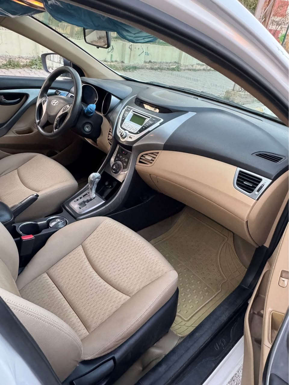 النترا  خليجي ٢٠١٤
محرك ١٨ بالشرط لا مفتوح ولا بيه اي عيب
بدون صبغ فقط بيه شبر بارد بجامرلغ السكن الخلفي
بدون فتح او تبديل اي قطعة بدون حالوب
السياره جاهزة بدون نواقص
مواصفات سلايد و اي بي اس
وبقية المواصفات معروفة
السعر ١٢٧ وبيه مجال
***********
*********** كركوك, العراق
