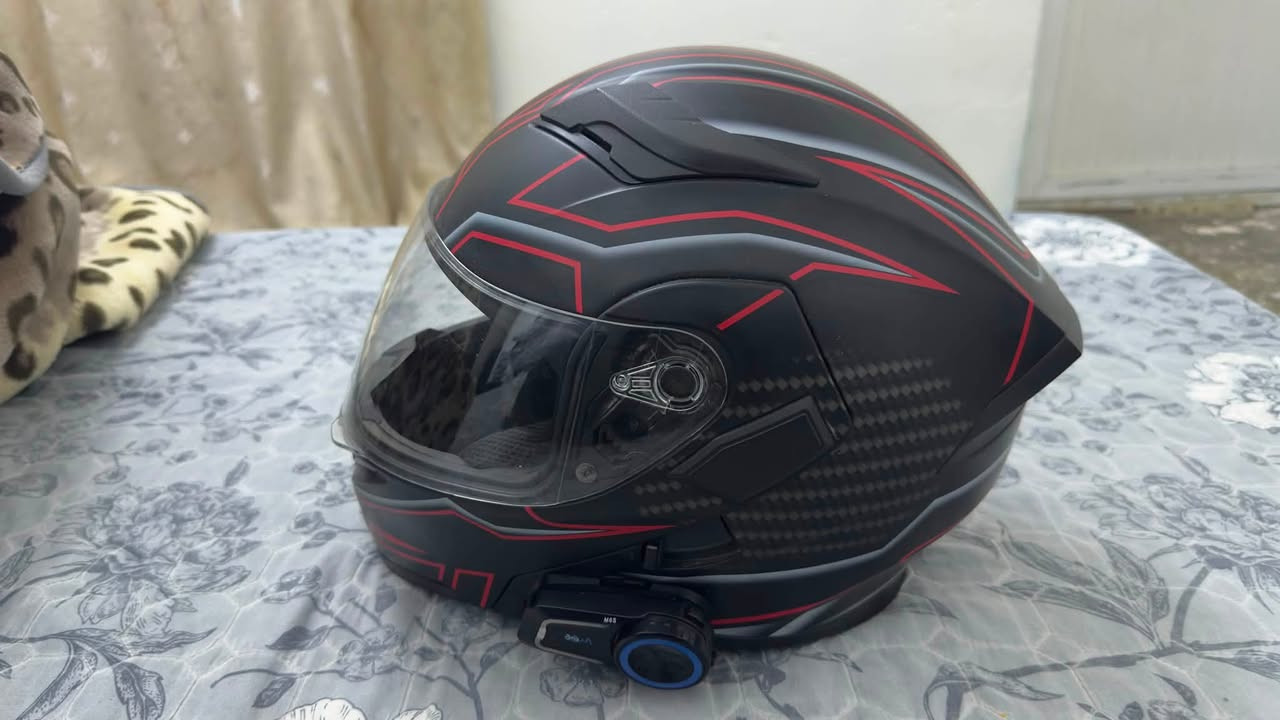للبيع كامل اي خدش ما بيها حجم ميديم وياها سماعه نوع Maxto m6s كامل ملحقاتها وبيها مايك همين صوتها عالي وواضح سعر كامل 70 الف عنواني كركوك
تواصل واتساب ***********
