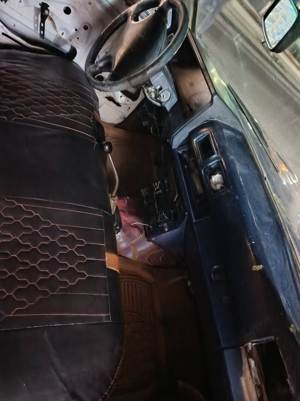 تيوتا بيكم موديل 86
مكينه وكير زينات
تخم تاير نضيف
حداده نص عمر
رقم. ميسان ماندل راعيه 
سعر 17 وبيه مجال قليل لاستفسار اكثر 
*********** مكاني ذي قار الغراف.
