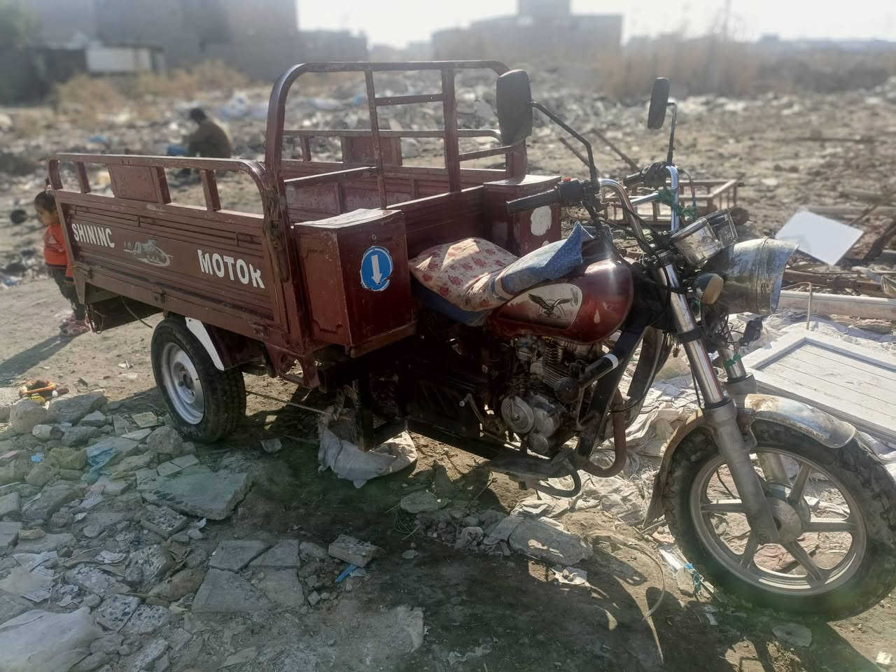 ستوتة صقر19 نضيفه سلف وهندر أوراق اصولية السعر مليون وميه وبيهة مجال مدينة الصدر الحميدية ***********
