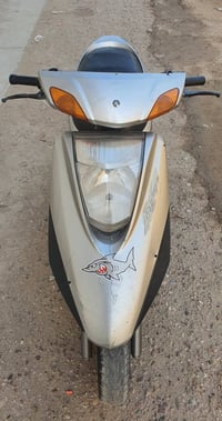 اخوان  دراجةابريز للبيع سبب لبيع اشتريت سيارة يعني لا بياع ولا شراي در...