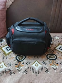 D7000 شتر عاطل • D7100 شغالة • عدسات 70-300 18-105