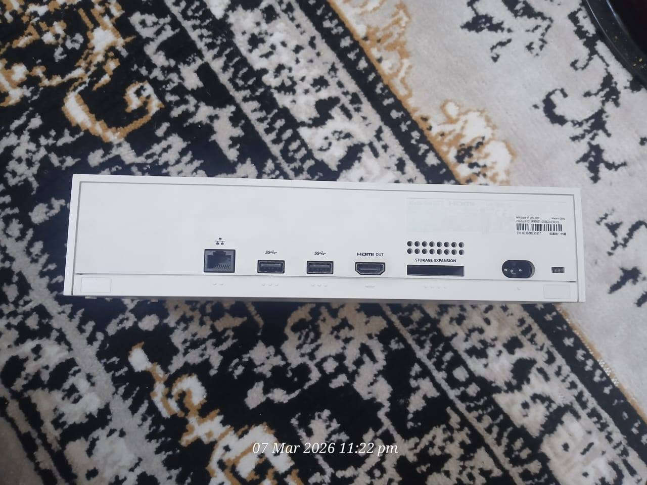 السلام عليكم
اكسبوكس سيريس اس نضيف ذاكرة 512 مابيه اي عطل نظافة فول الله شاهد الجهاز بيه حساب مشترك فيفا 26 و بيس 2021 
وياه يدات ثنين اصليات وحدة مابيهة اي عطل و الثانية الكير مالتهة يشكل كيبلات الجهاز كاملة و الجهاز بدون كارتونة  
السعر :400 و بيه مجال 
المكان بغداد هور رجب


**إذا كنت صاحب هذا الإعلان وتريد حذفه لأي سبب، رجاءا أرسل رسالة إلى الدعم الفني**