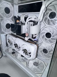 مجسمات • ٤ قطع