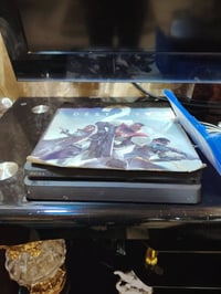 بلاي4 • نضيف 80٪ • يد عطلانه