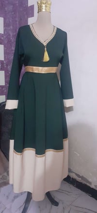 ملابس • شغل يدوي