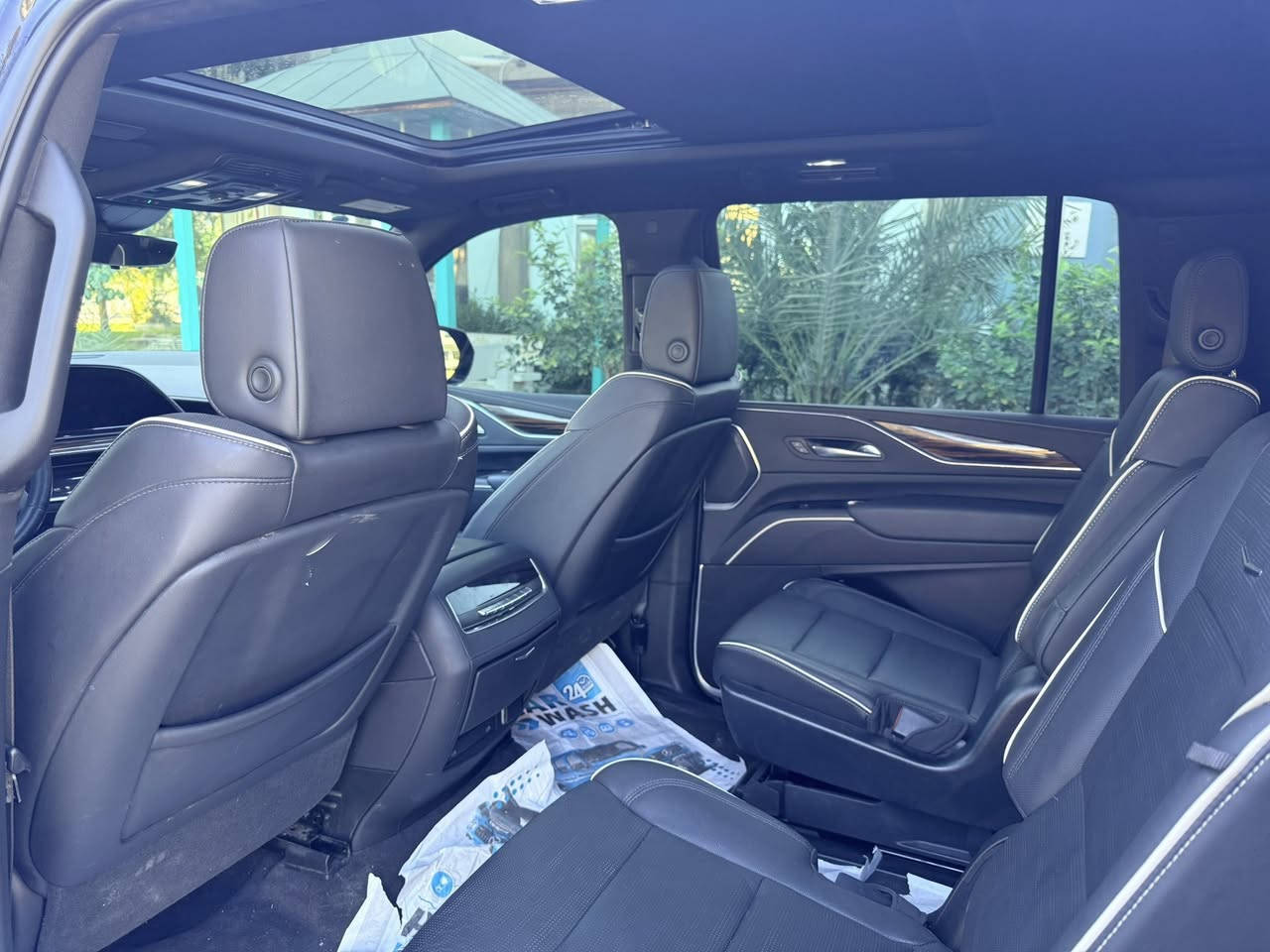 كاديلاك سكاليد
وارد امريكي 
جاملغ وربع بنيد 
موديل 2023 
ماشيه 13 mi
7 راكب 
محرك v8 
6000
بدون رقم 
السعر70000$ 
للاستفسار 
***********
