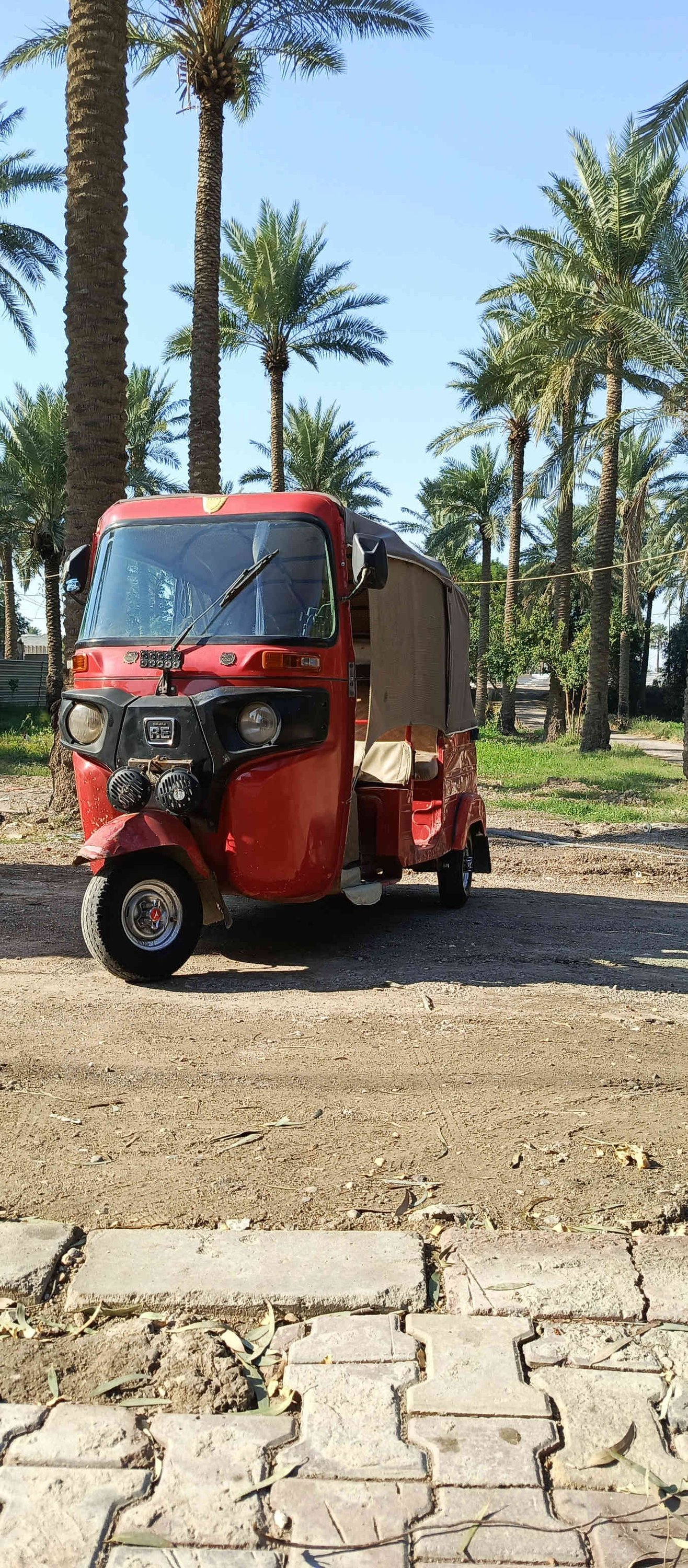 السلام عليكم
 تكتك للبيع 2019
 رقم وسنويه بغداد
 بسمي تحويل ثاني يوم 
مكان بغداد قرب فلكه حي النصر
سعر 4.750 وبيهه مجال حك الجيه 
معمره صفحه ولغد ولباقي ابلادي
***********
