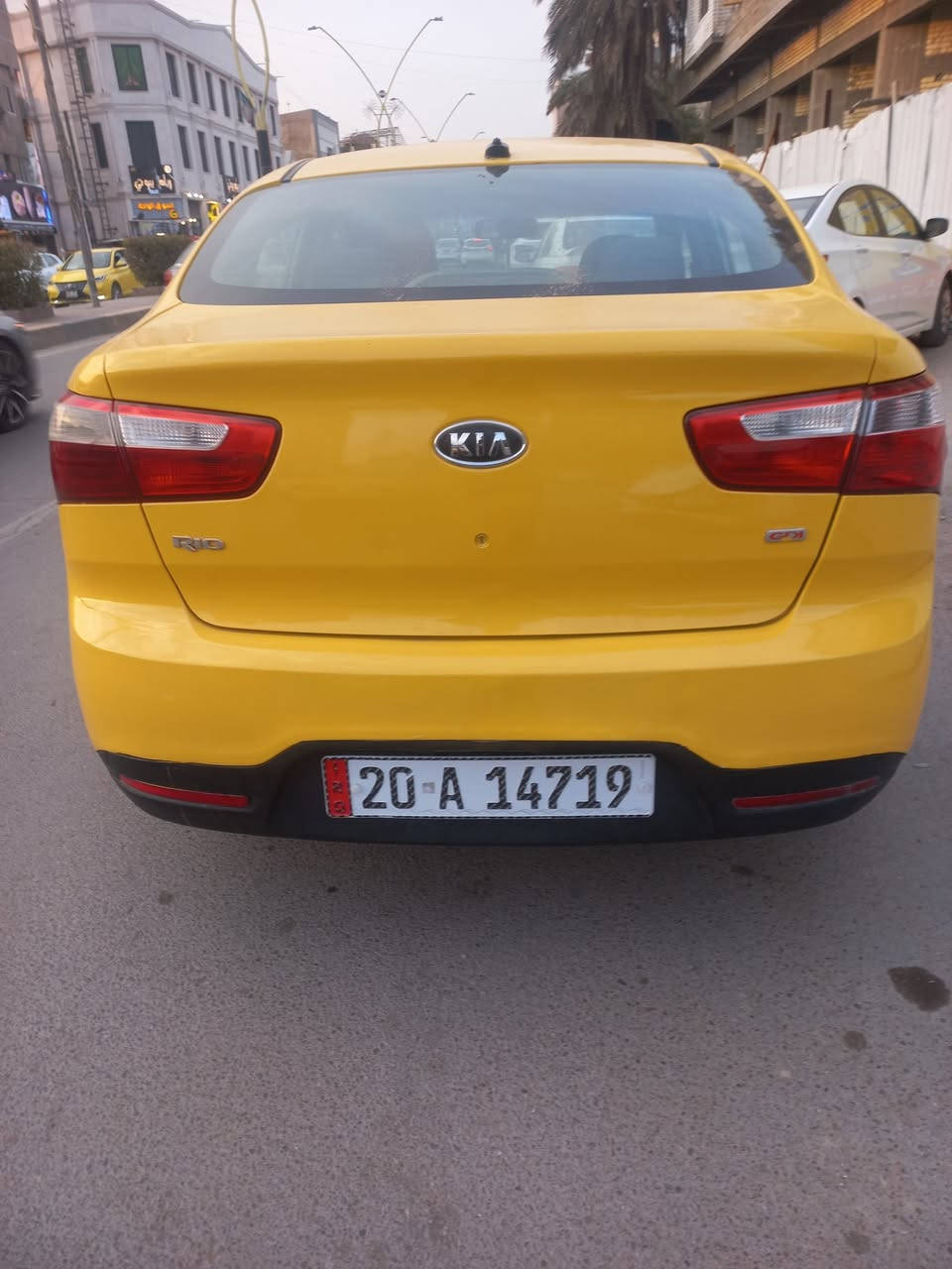 السلام عليكم سياره ريو 2012 المكان بغداد الاعظميه السعر 77 وبيها مجال بسيط رقم الهاتف***********
