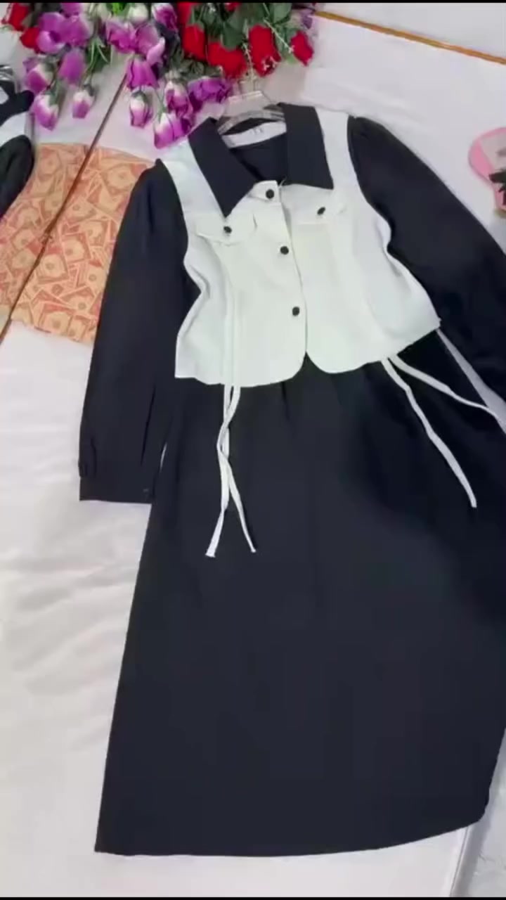 لا تعلن الخطوات اعلن الوصول ♥️
فستان مع كنزه منفصل يجنن 😍♥️

الخامة دابل صيفي ترڪي درجة اولى 💭

القياسات فري سايز يلبس من وزن ٤٥ الى ٧٠ 

#سعــــــــــــره. خاص
 #اكسبلور #ملابس #فساتين


**إذا كنت صاحب هذا الإعلان وتريد حذفه لأي سبب، رجاءا أرسل رسالة إلى الدعم الفني**