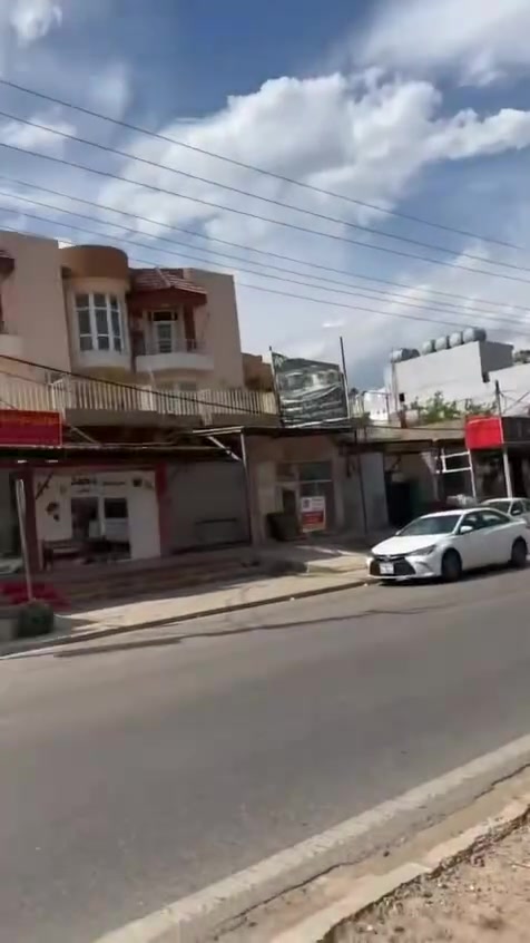 عروض خاص  60/100🔥🔥متوفر مجمع  نظيفه مرتبه مؤثثه ومتوفر بيها جميع الخدمات في دهوك ايجار سياحي يومي فقط عوايل __مسبح🏊عنوان منطقه  زاويته السياحي  15 دقه من مدينة دهوك
 ***********
